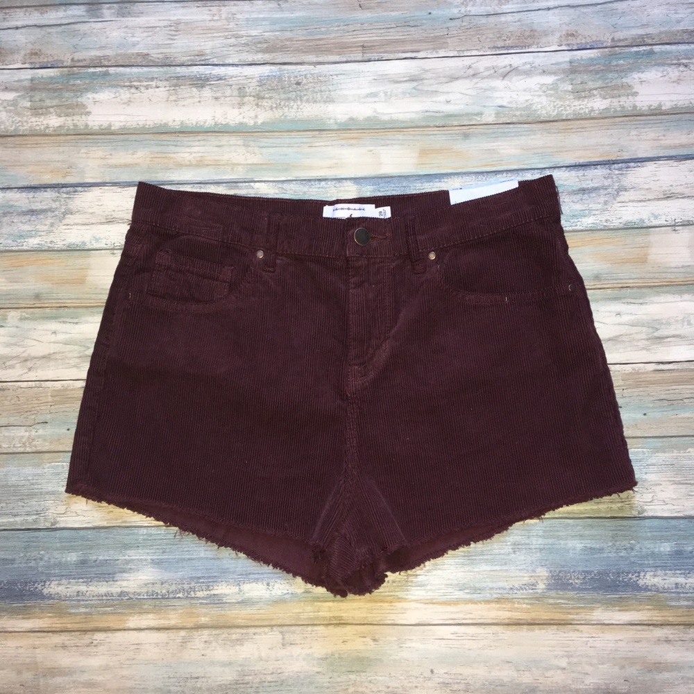 Kendall & Kylie Corduroy Shorts(24, 25, 26, 28,29) - Picture 2 of 4